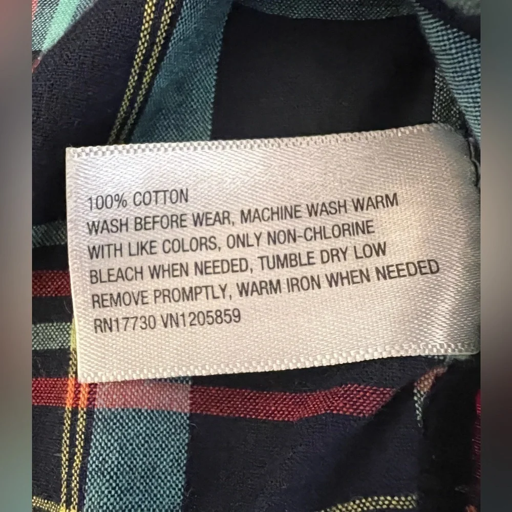 OshKosh Bgosh shirt has